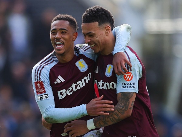 Dua bintang muda Aston Villa, Jacob Ramsey dan Morgan Rogers