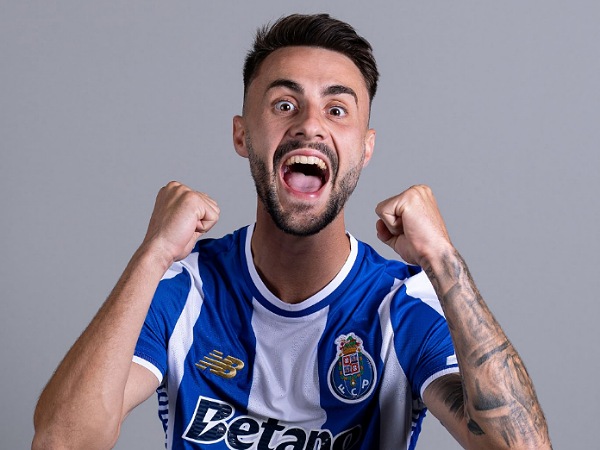 Arsenal tengah meminjamkan Fabio Vieira ke Porto