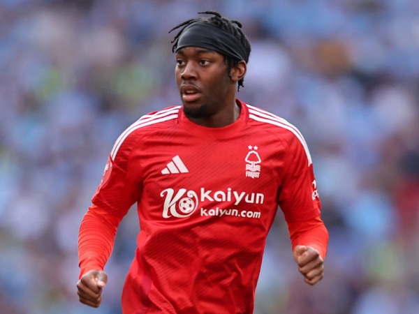Newcastle United mengincar winger Nottingham Forest, Anthony Elanga
