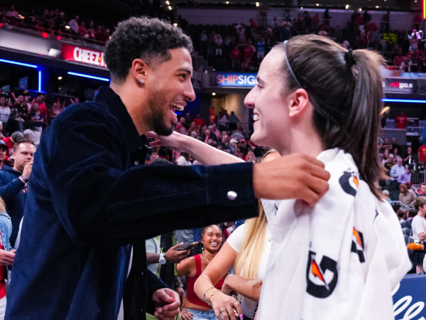 Tyrese Haliburton (kiri) dan Caitlin Clark. (Foto: AP)