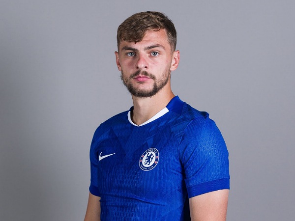 Kiernan Dewsbury-Hall tidak punya banyak ruang di Chelsea