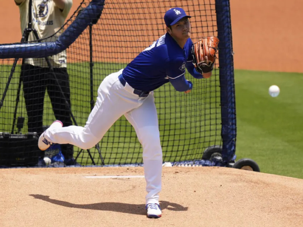 Ini akan menjadi penampilan pitching pertama Shohei Ohtani sejak 23 Agustus 2023, setelah menjalani operasi siku kurang dari 22 bulan yang lalu. (Foto: AP)