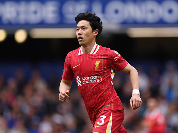 Wataru Endo Siap Ambil Peran Lebih Besar di Era Arne Slot