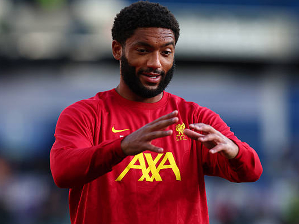 Didekati Tujuh Klub, Masa Depan Joe Gomez di Liverpool Masih Tanda Tanya