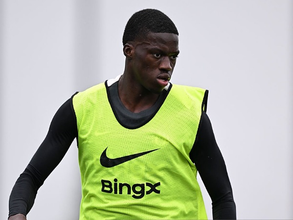 Bek anyar Chelsea, Mamadou Sarr