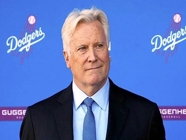 Mark Walter Membeli Saham Milik Pemilik Lakers