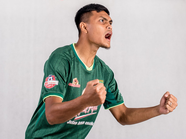 Rachmat Irianto kembali ke pangkuan Persebaya Surabaya