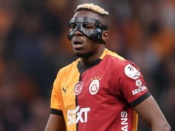 Victor Osimhen masih mempertimbangkan klubnya untuk musim depan