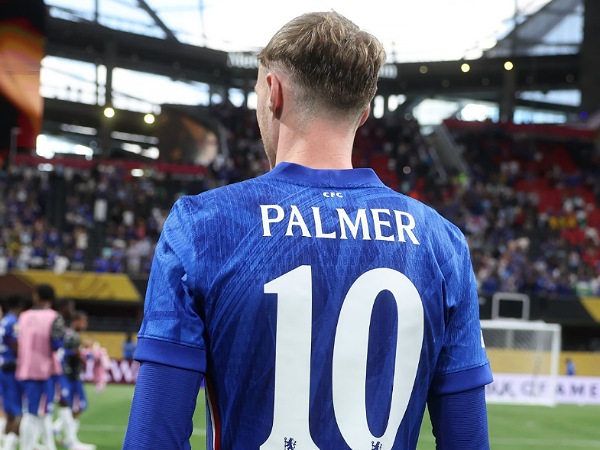 Cole Palmer merebut nomor punggung 10 Mykhaylo Mudryk di Chelsea