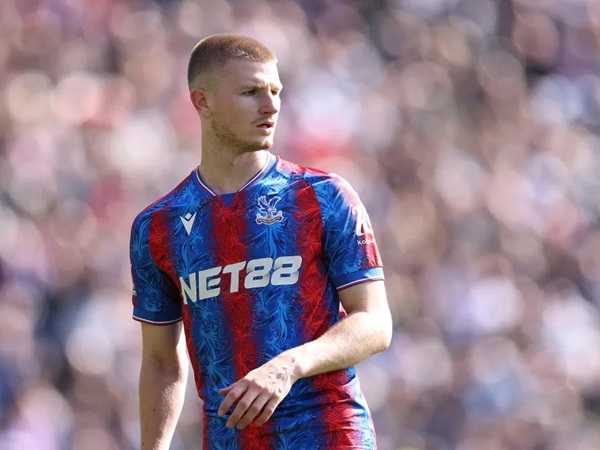 Real Madrid Pantau Gelandang Muda Milik Crystal Palace