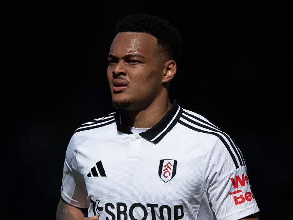 Striker Fulham, Rodrigo Muniz, diincar Leeds United