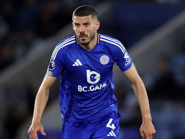 Wolves ingin memulangkan mantan bek mereka, Conor Coady