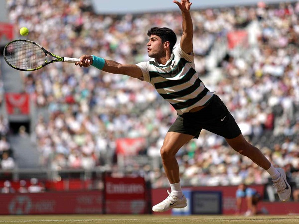 Carlos Alcaraz Kantongi Tiket Menuju Semifinal Di Queen’s Club