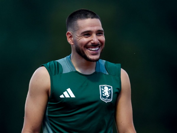 Emi Buendia ungkap saga transfernya ke Arsenal di masa lalu