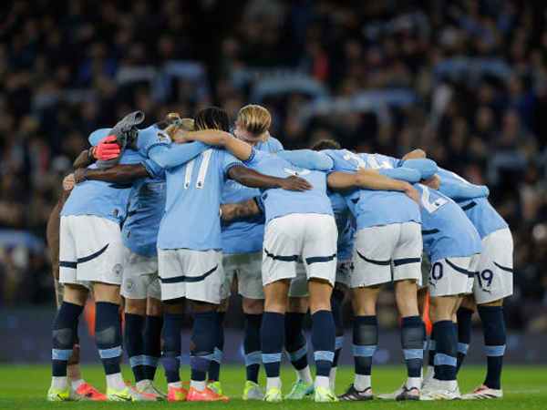 Sering Tunda Waktu Kick-Off, Premier League Hukum Manchester City