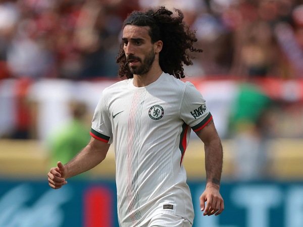 Bek kiri Chelsea, Marc Cucurella