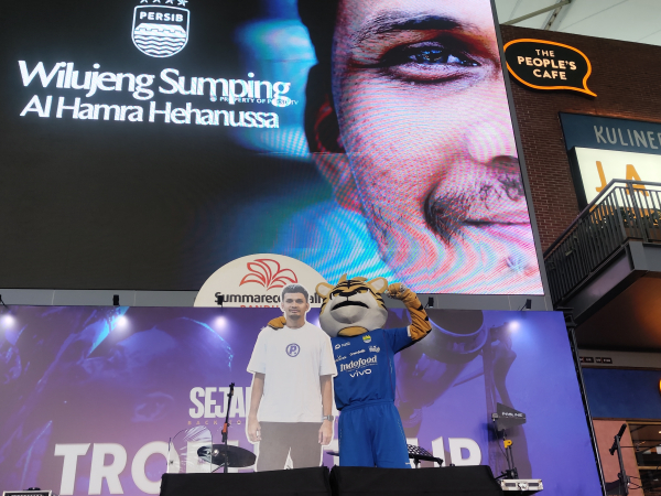 Hamra Hehanussa diumumkan sebagai pemain baru Persib