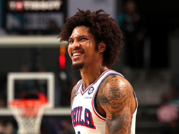 Kelly Oubre Jr Bagikan Tips Cara Menjaga LeBron James