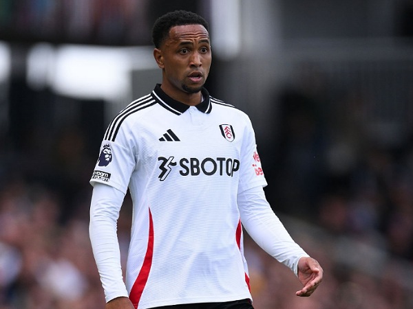 Everton membidik bek Fulham, Kenny Tete