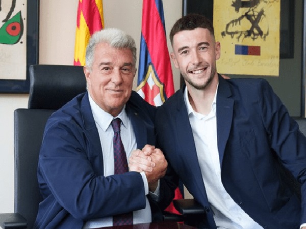 Joan Garcia Mendapatkan Saran Usai Resmi Berkostum Barcelona