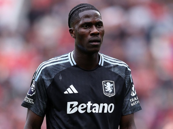 Gelandang Aston Villa, Amadou Onana