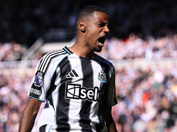 Alexander Isak dianggap jawaban untuk masalah lini depan Arsenal