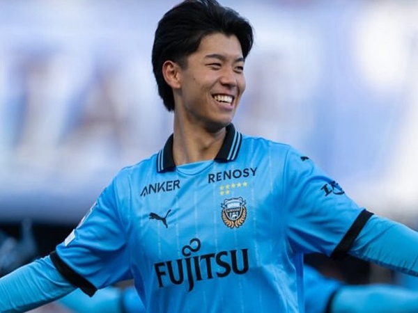Tottenham rekrut Kota Takai