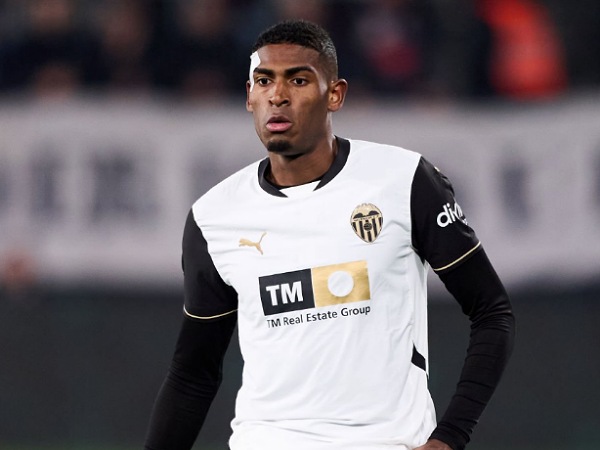 Cristhian Mosquera, bek Valencia yang masuk radar Arsenal