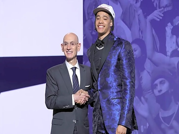 Clippers Pilih Yanic Konan Niederhauser di Draft Pick No, 30