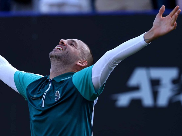 Daniel Evans Sabet Kemenangan Emosional Di Eastbourne