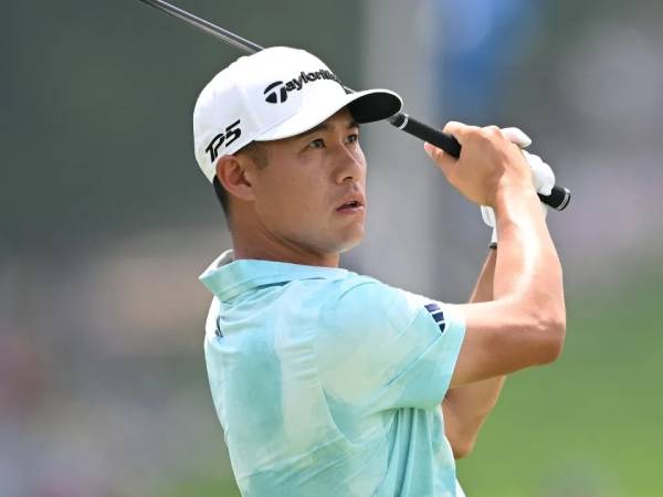 Sebagai pengganti sementara di Detroit Golf Club, Collin Morikawa akan didampingi oleh KK Limbhasut, mantan rekan setimnya di Universitas California, Berkeley. (Foto: Golf Digest)