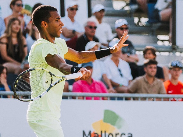 Felix Auger Aliassime Selamatkan Diri Dari Kekalahan Di Mallorca