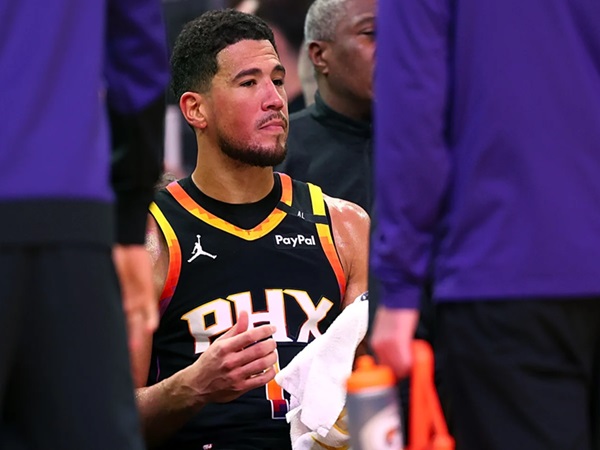 Devin Booker Bakal Menambah Masa Bakti di Phoenix Suns