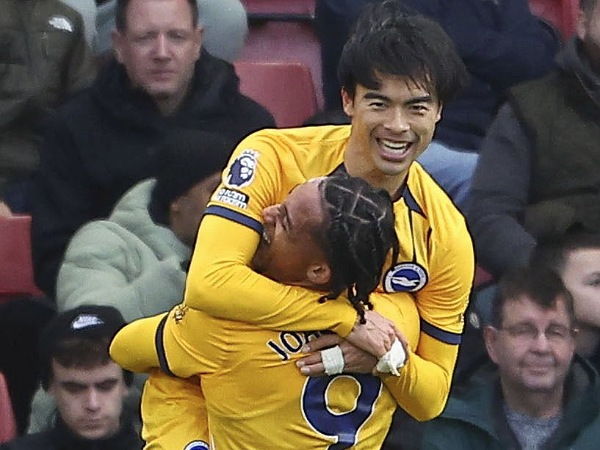 Dua pemain kunci Brighton, Kaoru Mitoma dan Joao Pedro