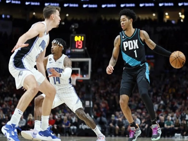 Clippers Tertarik untuk Mendatangkan Anfernee Simons