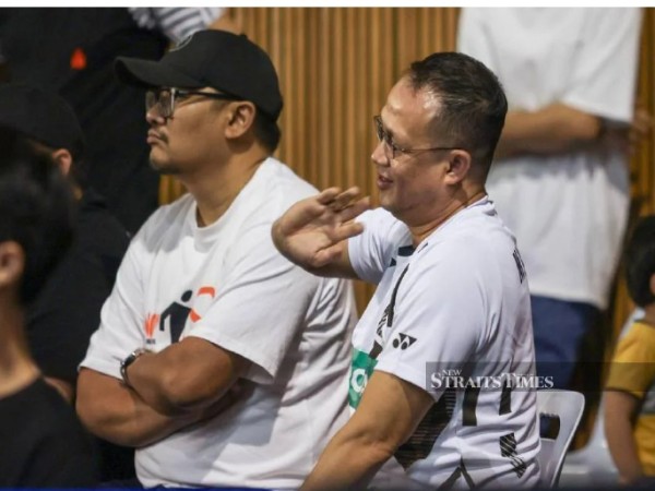 Rosman Razak Akan Sangat Menentukan Masa Depan Pearly/Thinaah di Tim Nasional