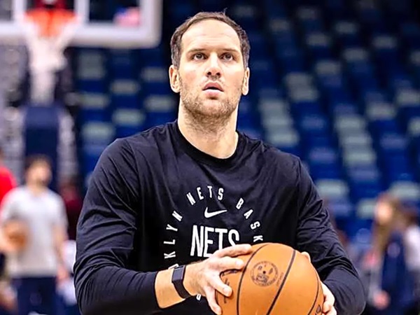 Bojan Bogdanovic Umumkan Pensiun Usai 14 Tahun Bermain di NBA