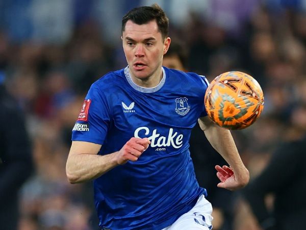 Leicester City mengincar bek Everton, Michael Keane