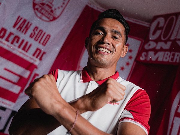 Sidik Saimima resmi diperkenalkan sebagai pemain anyar Persis Solo
