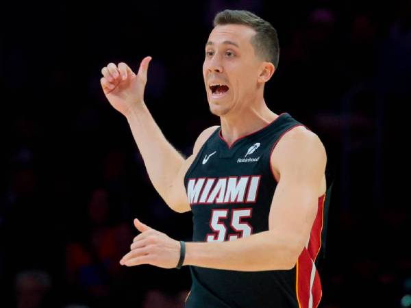 Meskipun dia keluar masuk dari tim inti dalam beberapa tahun terakhir, Duncan Robinson tetap menjadi senjata utama bagi pelatih kepala Erik Spoelstra. (Foto: AP)