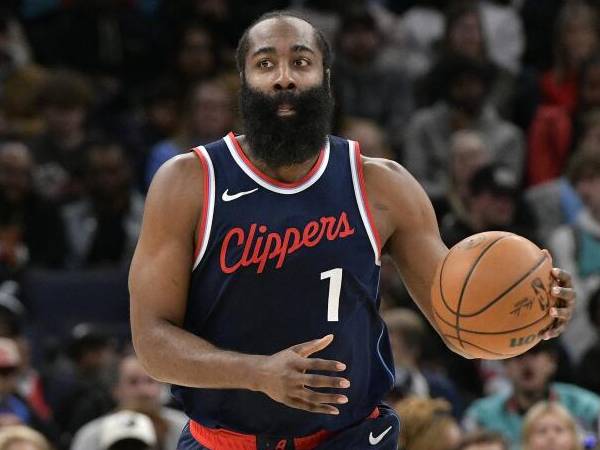Presiden operasi bola basket Clippers, Lawrence Frank, menjadikan kembalinya James Harden sebagai prioritas. (Foto: AP)