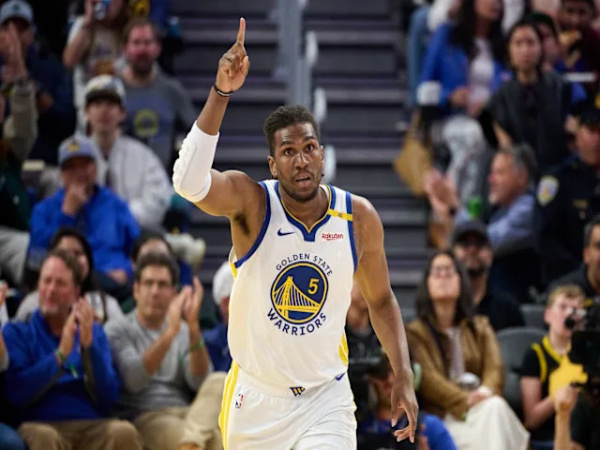 Warriors Langsung Bergerak Cari Pengganti Kevon Looney
