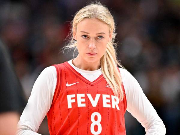 Sophie Cunningham menyinggung tentang antusiasme pemain dan keterlibatan penggemar di kota Cleveland dan Detroit. (Foto: AP)