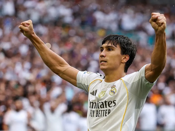 Fernando Morientes Nilai Gonzalo Garcia Cocok Jadi Penyerang Real Madrid