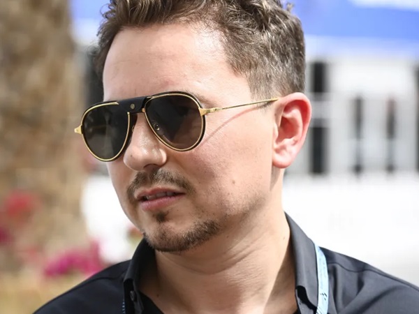 Jorge Lorenzo Bandingkan Casey Stoner dengan Marc Marquez