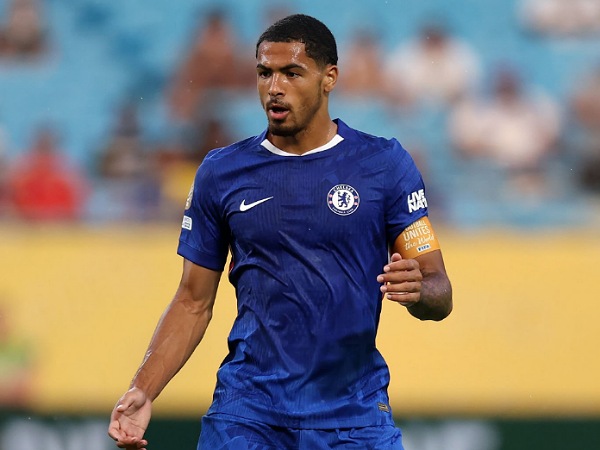 Bek Chelsea, Levi Colwill