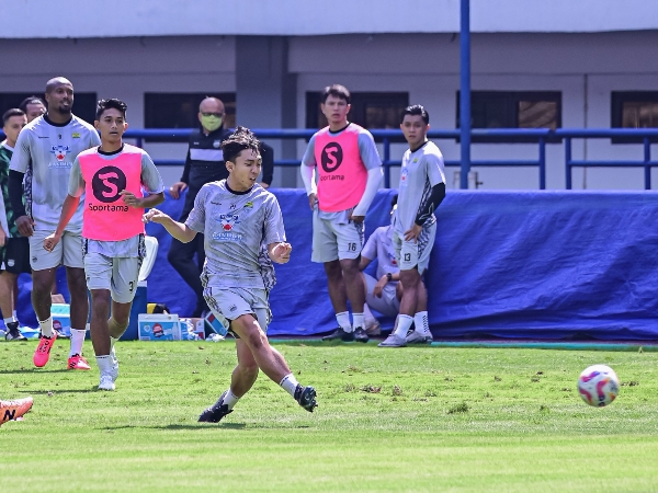 Adzikry Fadlillah dipinjamkan Persib ke Persijap