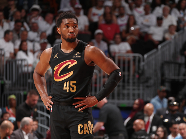 Donovan Mitchell tegaskan bahwa dirinya tidak sama dengan LeBron James.