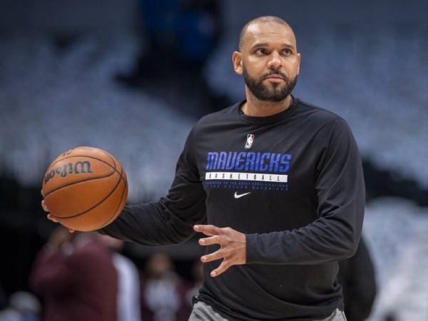 Perekrutan Jared Dudley menambah pengalaman dan stabilitas veteran ke staf kepelatihan Denver yang telah direformasi, siap untuk kembali berjuang di playoff. (Foto: AP)