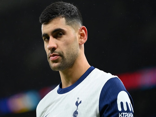 Defender Tottenham